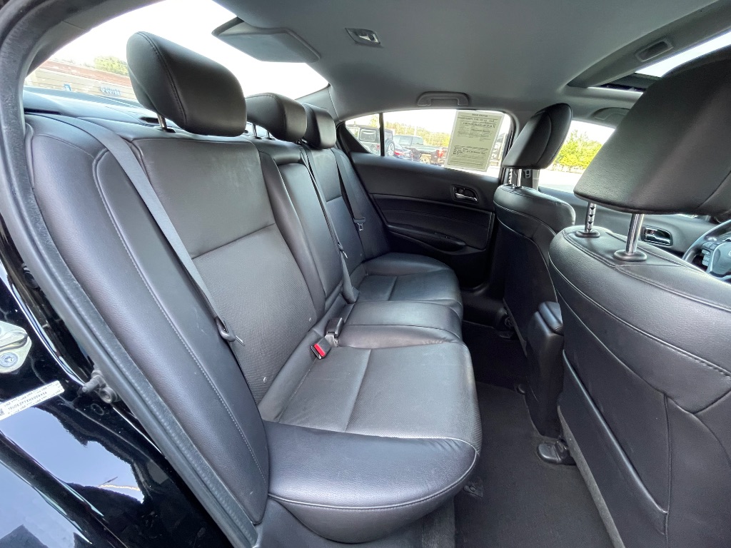 2017 Acura ILX Premium - Photo 25