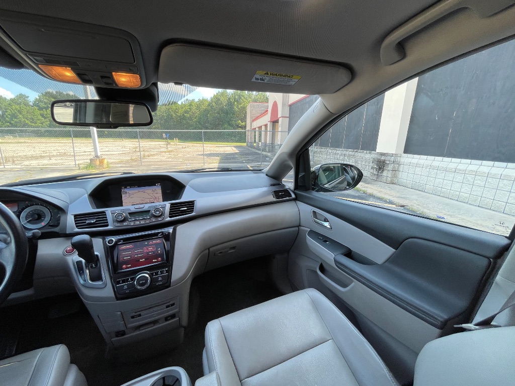2014 Honda Odyssey Touring Elite - Photo 31