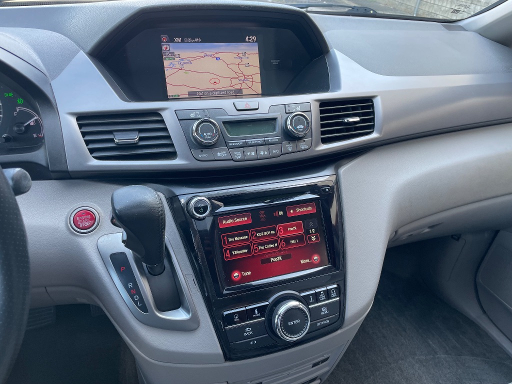2014 Honda Odyssey Touring Elite - Photo 43