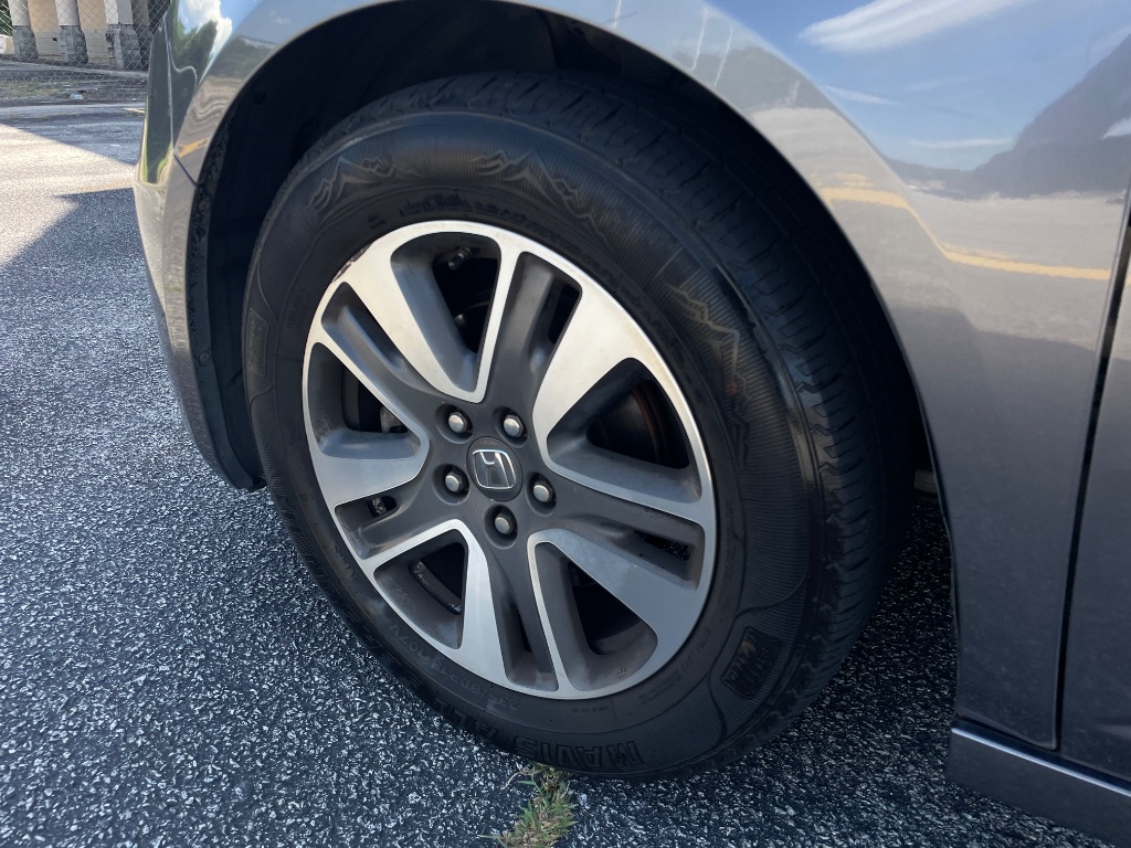 2014 Honda Odyssey Touring Elite - Photo 11