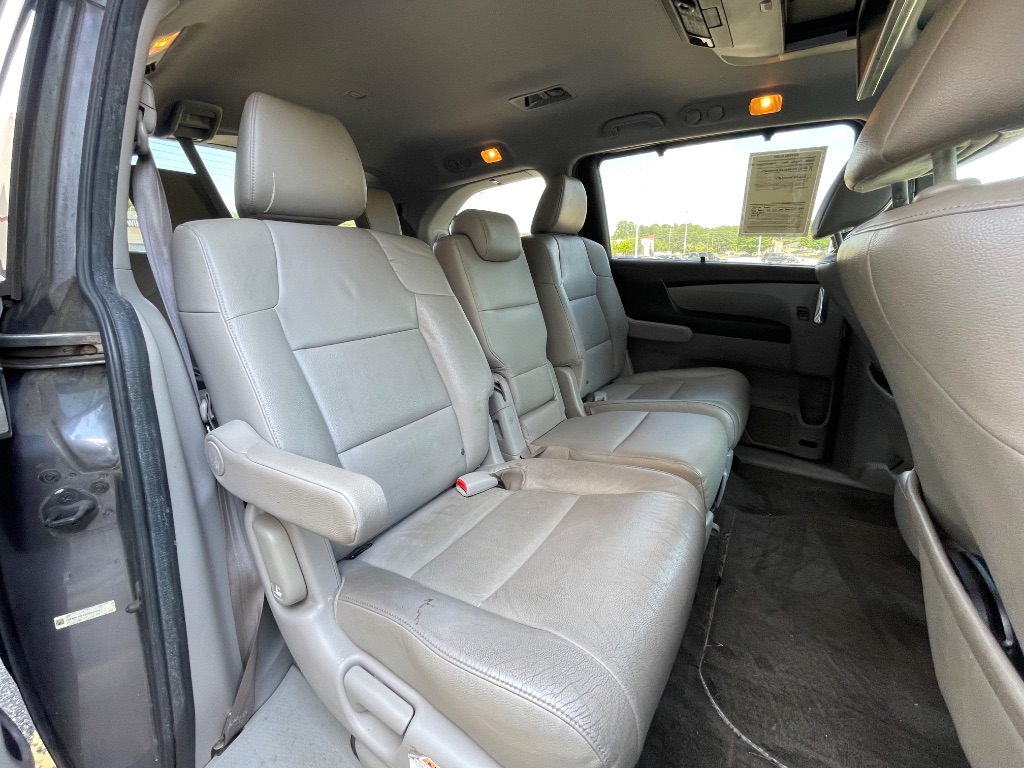 2014 Honda Odyssey Touring Elite - Photo 26