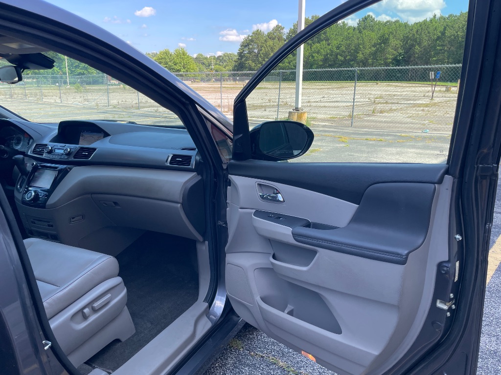 2014 Honda Odyssey Touring Elite - Photo 20