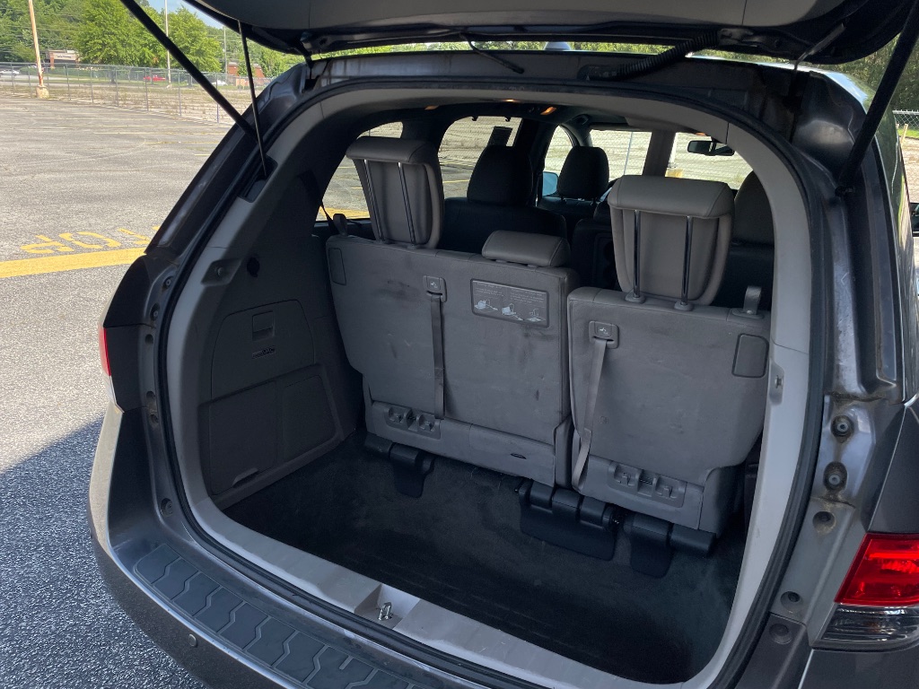 2014 Honda Odyssey Touring Elite - Photo 17