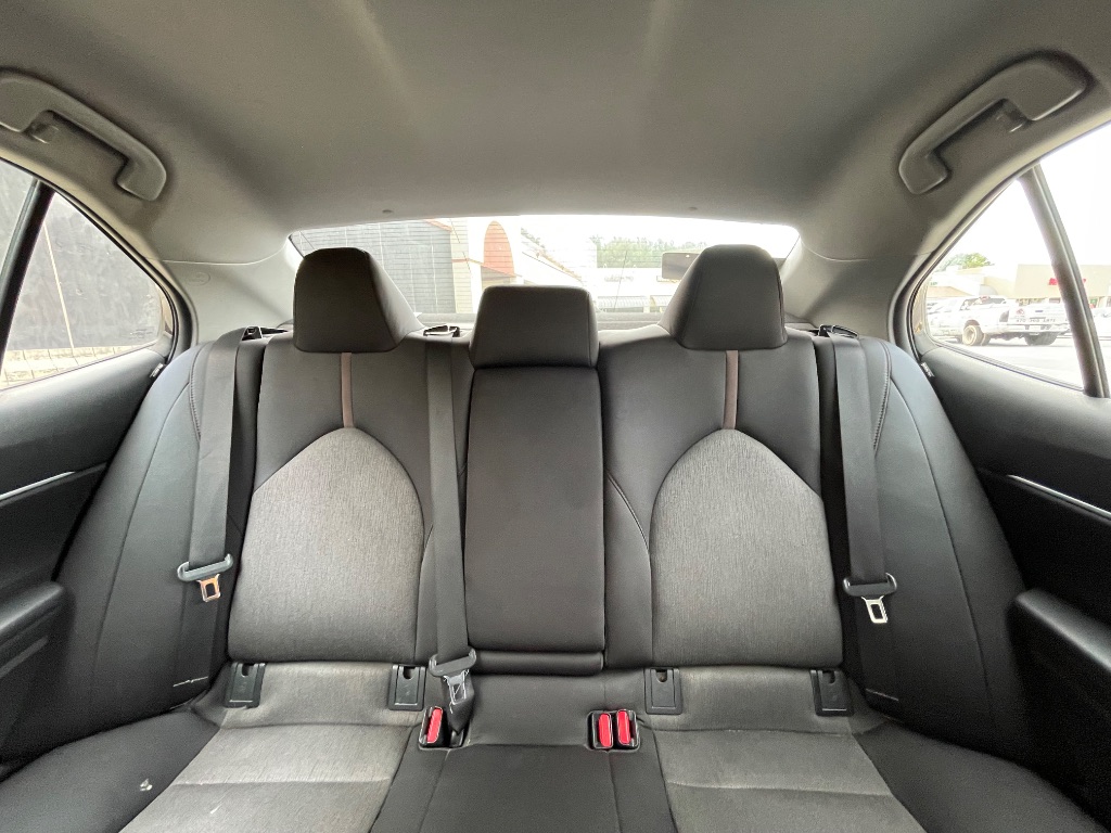 2018 Toyota Camry LE - Photo 45