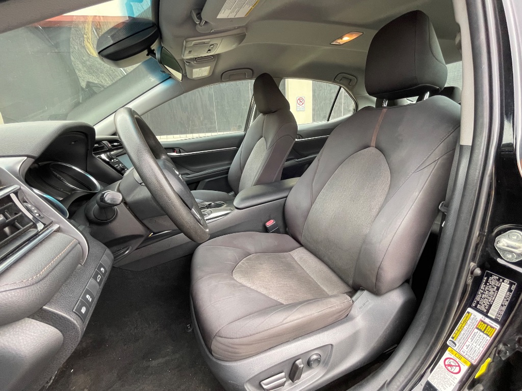 2018 Toyota Camry LE - Photo 44