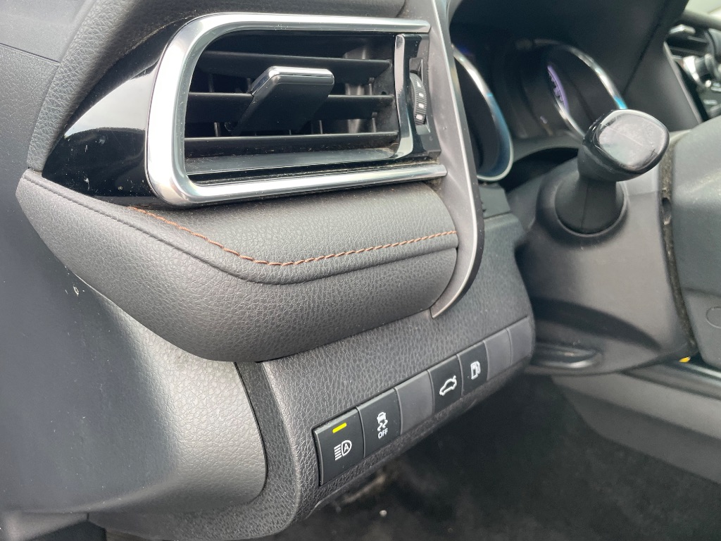 2018 Toyota Camry LE - Photo 35