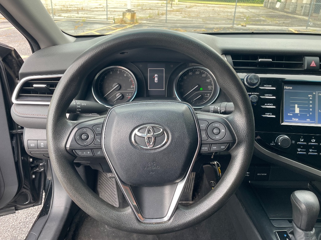 2018 Toyota Camry LE - Photo 39