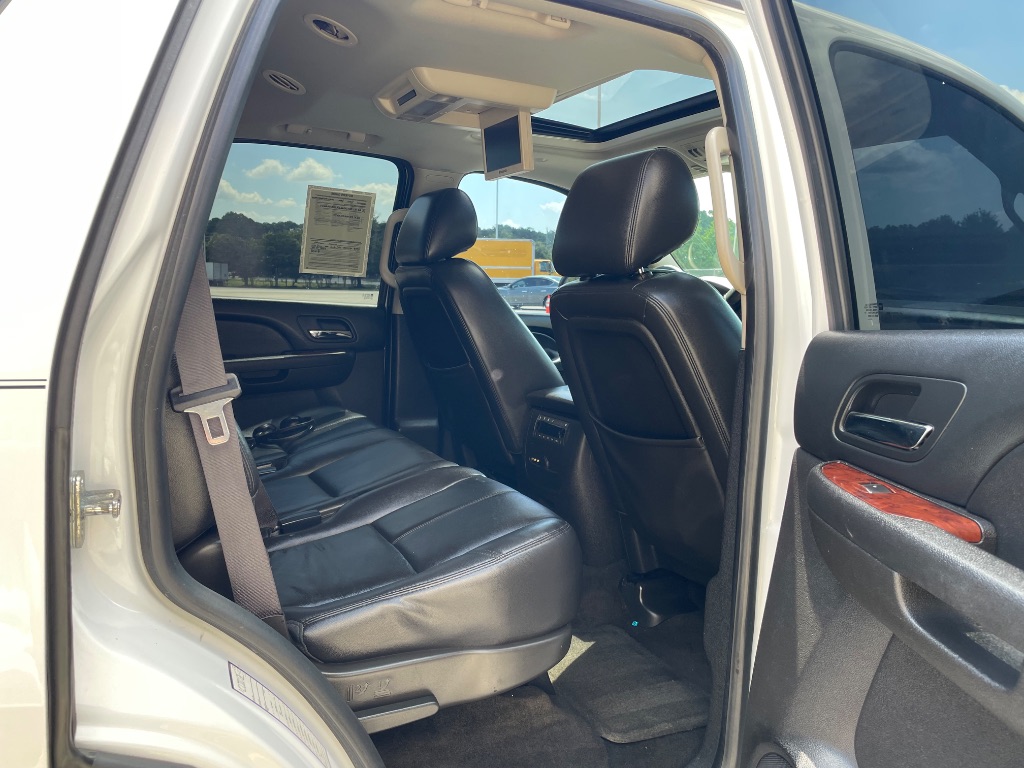 2014 Chevrolet Tahoe LT - Photo 19