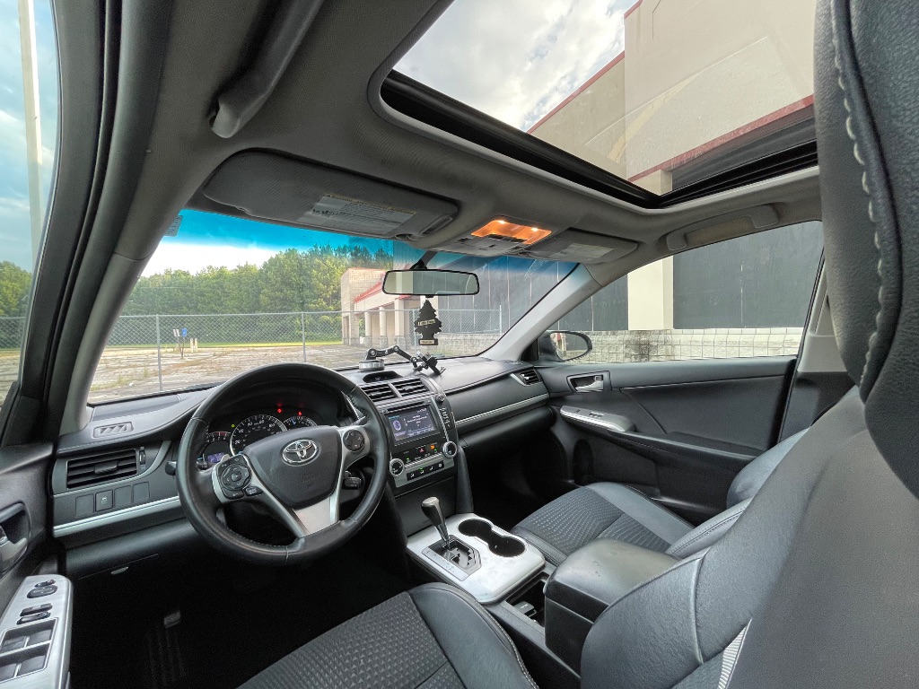 2014 Toyota Camry SE Sport - Photo 31