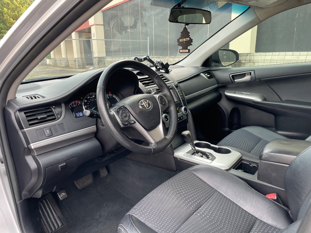 2014 Toyota Camry SE Sport - Photo 32
