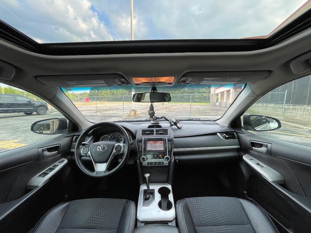 2014 Toyota Camry SE Sport - Photo 26