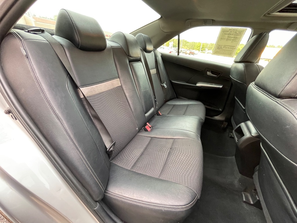2014 Toyota Camry SE Sport - Photo 25