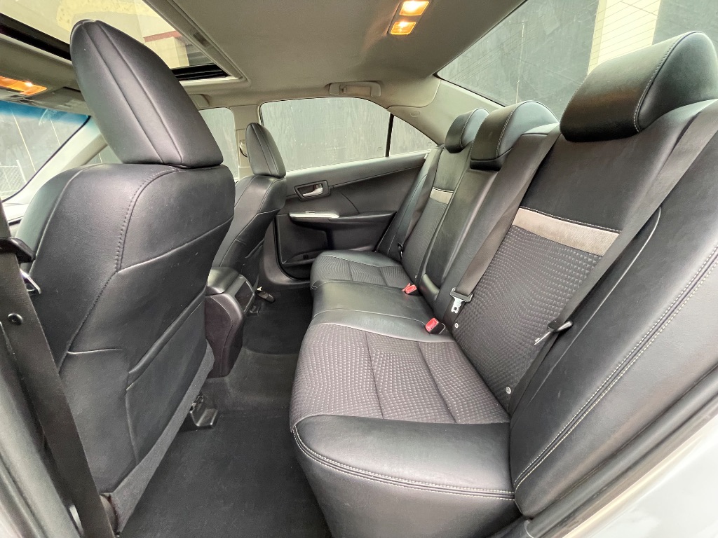 2014 Toyota Camry SE Sport - Photo 30