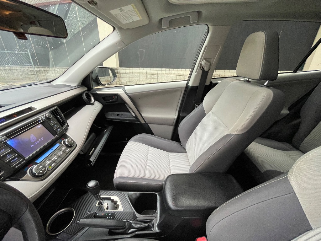 2013 Toyota RAV4 XLE - Photo 37