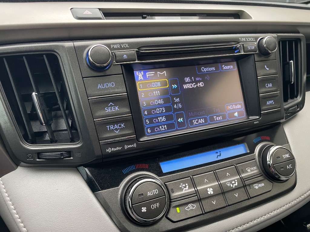 2013 Toyota RAV4 XLE - Photo 38