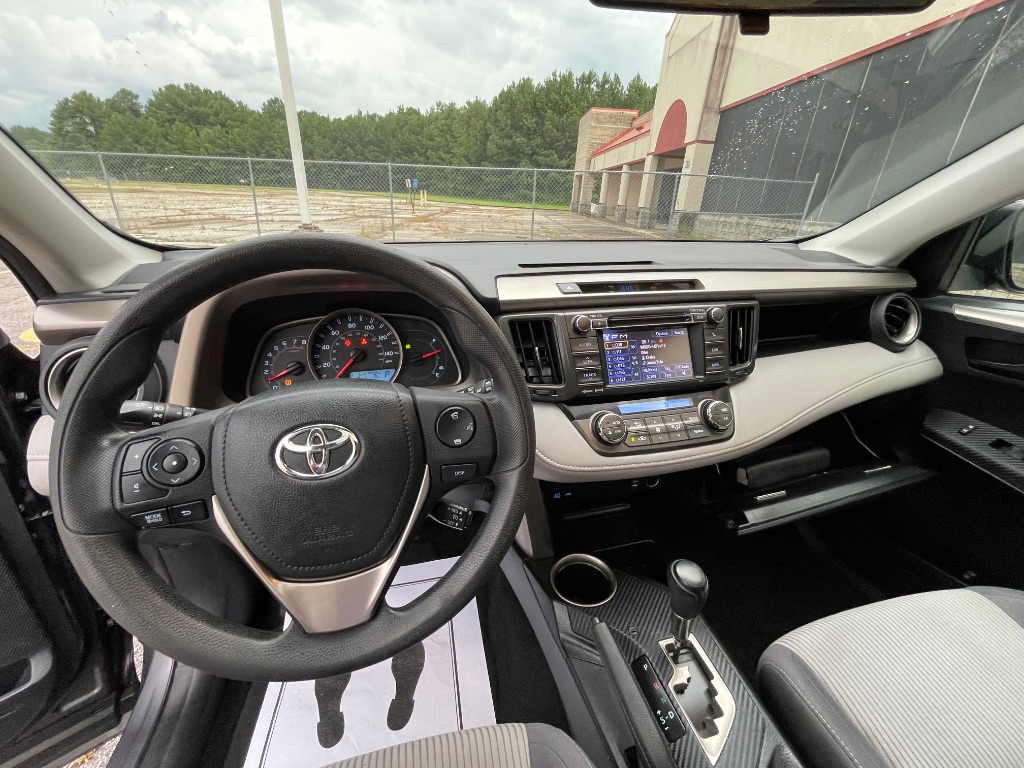 2013 Toyota RAV4 XLE - Photo 45