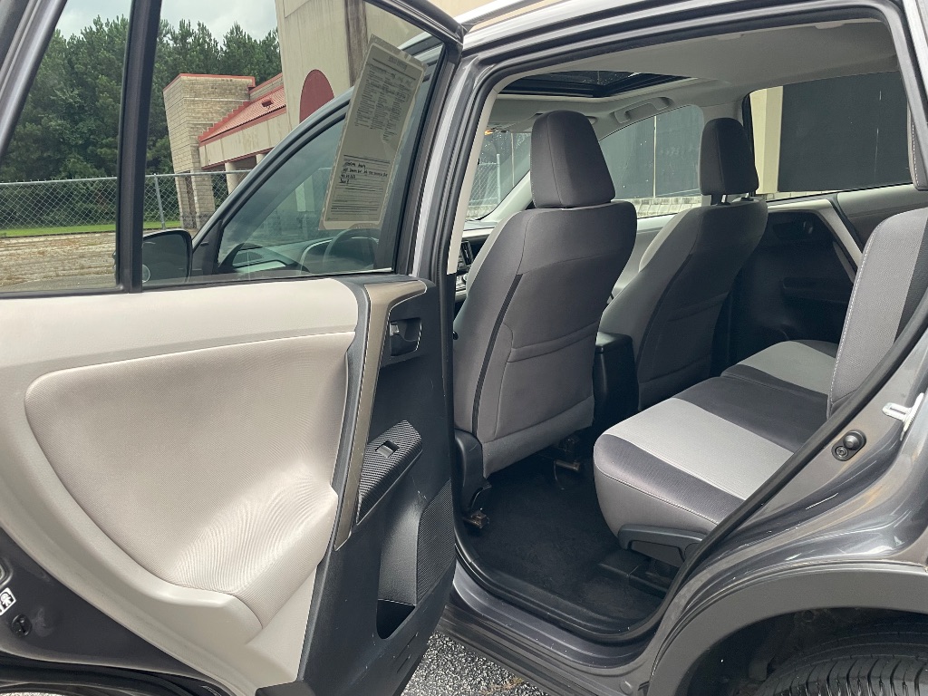 2013 Toyota RAV4 XLE - Photo 15