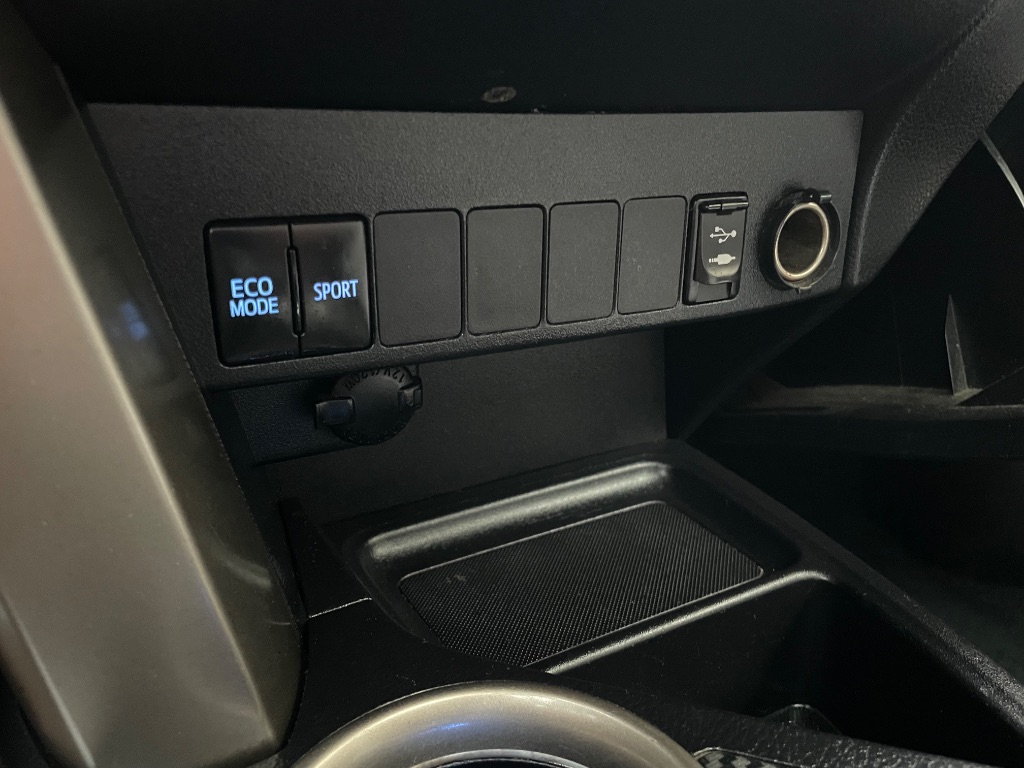2013 Toyota RAV4 XLE - Photo 39