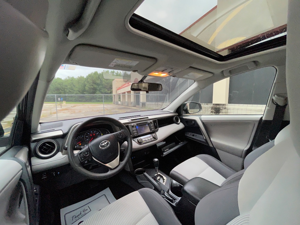 2013 Toyota RAV4 XLE - Photo 31