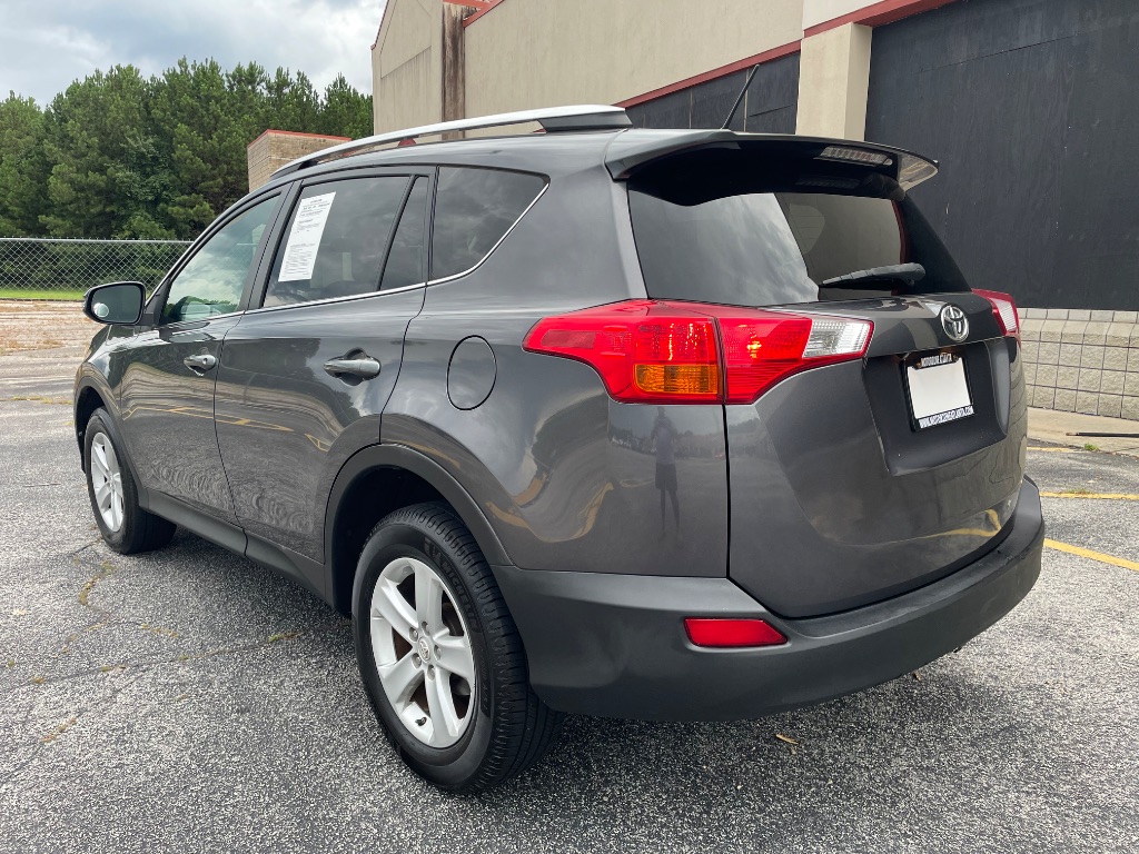 2013 Toyota RAV4 XLE - Photo 8